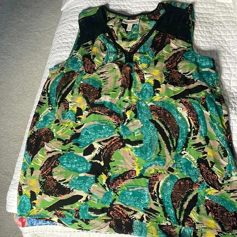 Dana Buchanan tropical print blouse size L